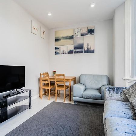 Апартаменты Modern Flat In Moseley With Free Parking Бирмингем Экстерьер фото