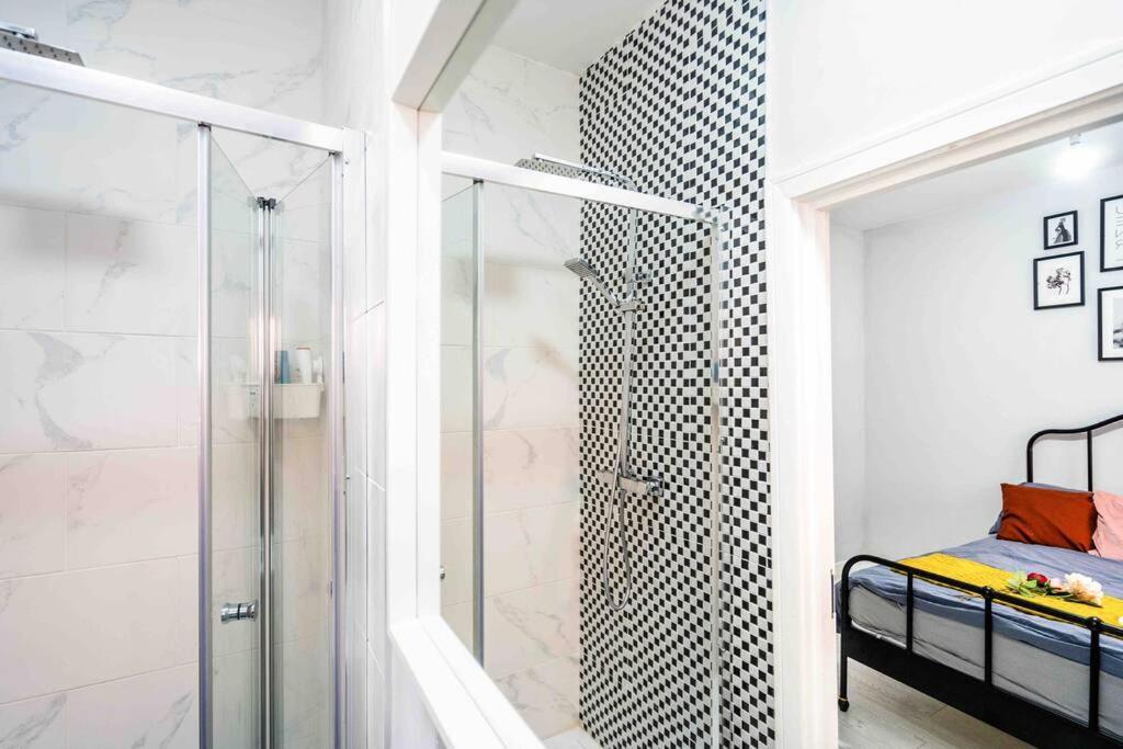 Апартаменты Modern Flat In Moseley With Free Parking Бирмингем Экстерьер фото