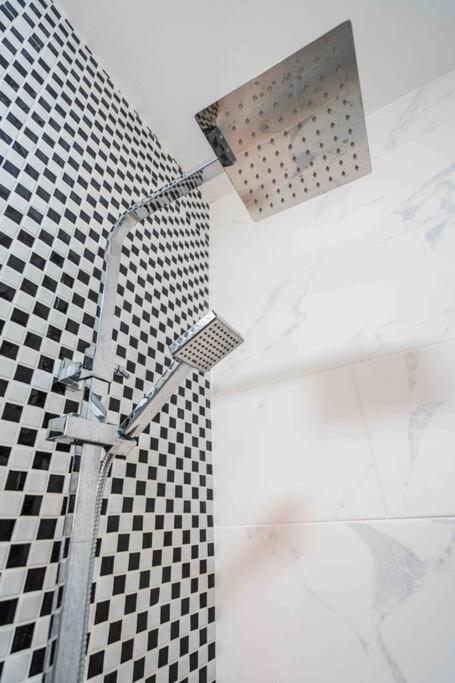 Апартаменты Modern Flat In Moseley With Free Parking Бирмингем Экстерьер фото